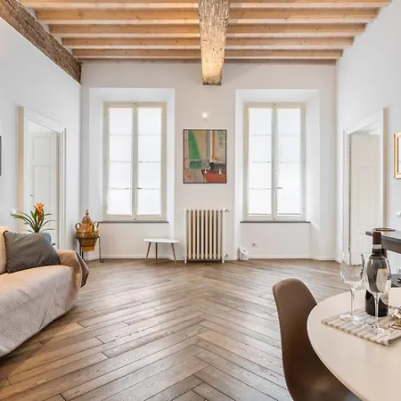 شقة Guesthost - Palazzo Della Pilotta Roomy And Quiet Flat *