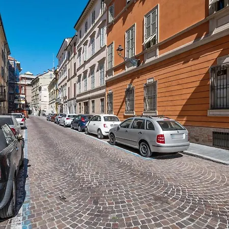 Palazzo Della Pilotta Roomy&quiet Flat *